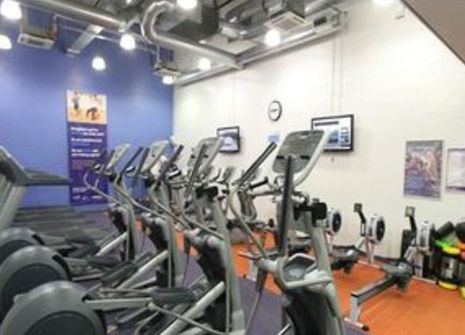 Photo of New Mills Leisure Centre