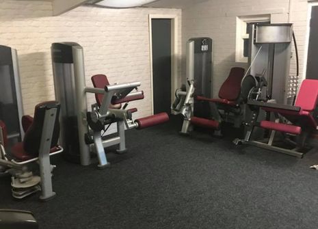 Grimsby Gym  24/7 Boutique Fitness