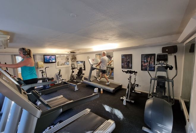 Photo of Racquets Fitness Centre