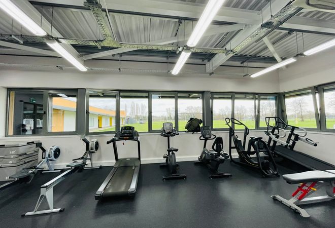 Photo of Barn Elms Sports Centre
