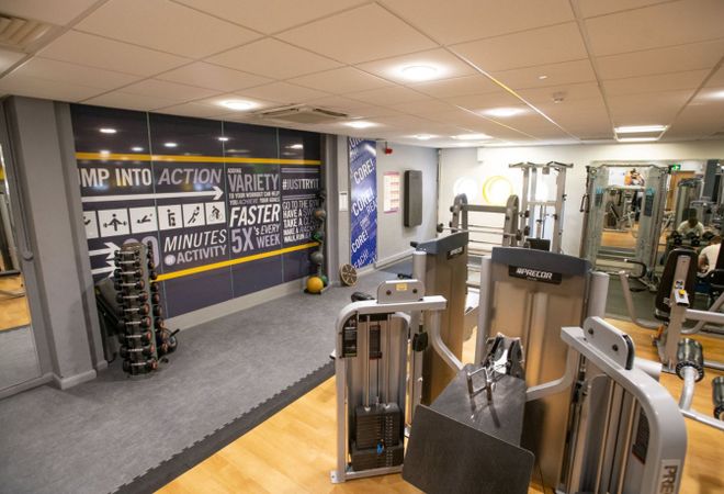 Bitterne Leisure Centre | Hussle.com